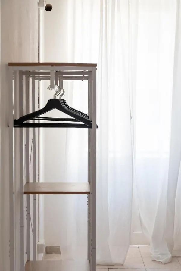 בית הארחה Three Rooms אלגהרו