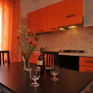 Karol Aparthotel
